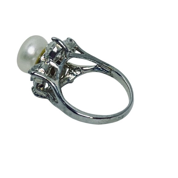 Silver Tone Clear Rhinestones And Faux Pearl Floral Statement Ring Size 6 (R448) - Picture 8 of 8